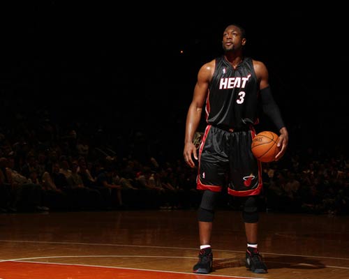 姆伯莫不解未获点球：我看了回放画面，这个动作非常非常明显