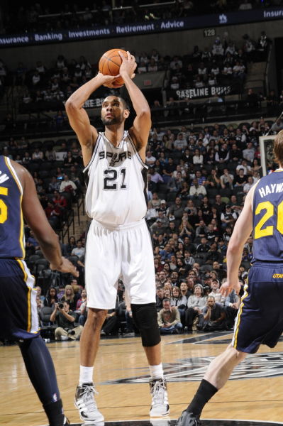 于根伟：对阵中超前五中的四支球队抢到12分，我觉得比较满意