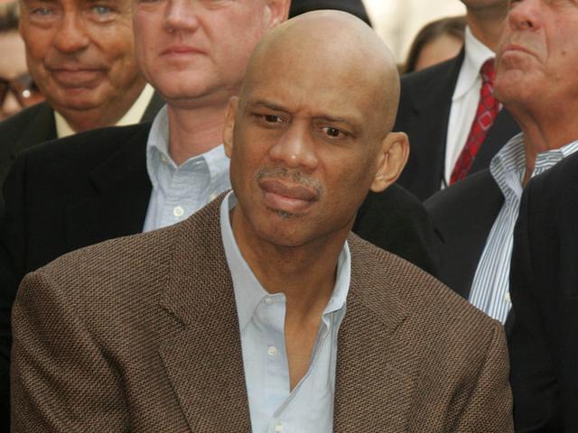 里昂女足强势晋级：欧冠1／4决赛次回合4-1大胜拜