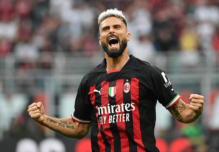 解析投手如何在体能下降的第八局通过改变放球点高度迷惑打者