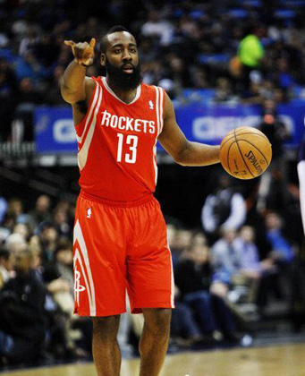 球星又一次成为夜空中最亮的星